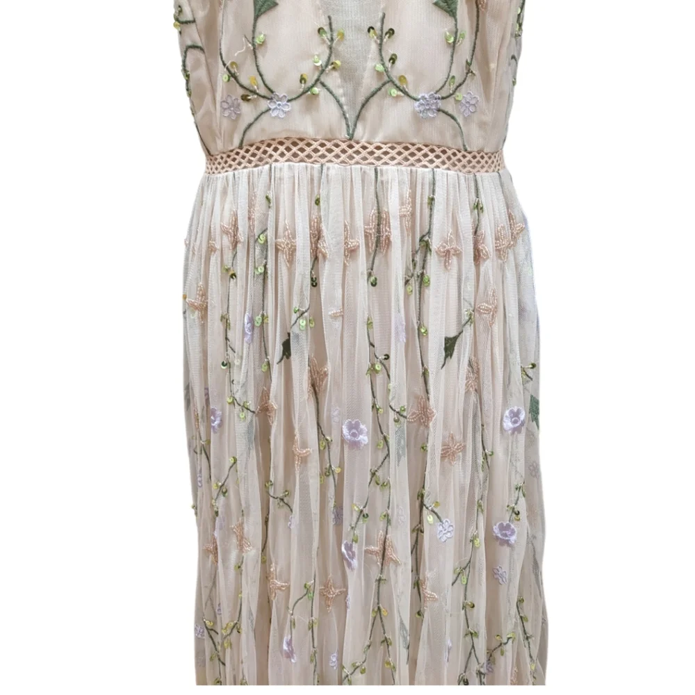 ASOS DESIGN pretty embroidered floral and sequin mesh maxi dress Size 12 - Picture 8 of 14